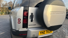 Land Rover Defender 2.0 D200 110 5dr Auto Diesel Estate